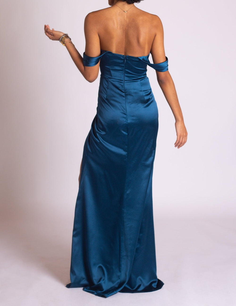 Laiah - azul - Lend the Trend renta de vestidos mexico