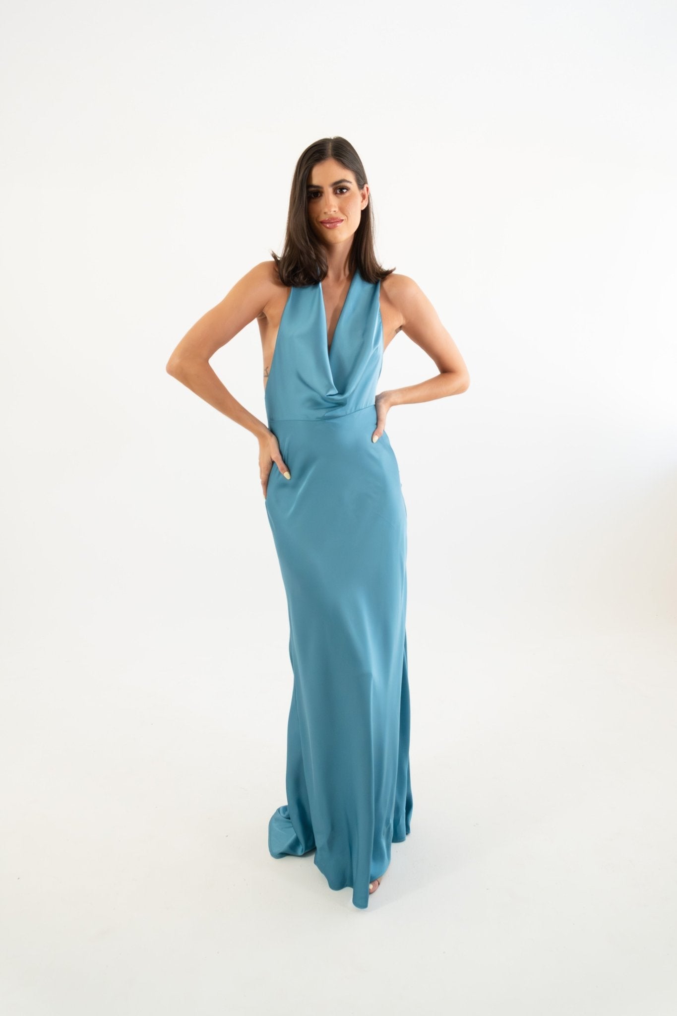 Armenia - azul claro - Lend the Trend renta de vestidos mexico