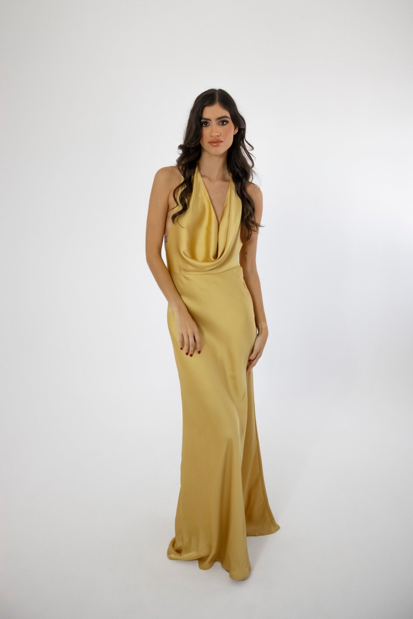 Armenia - dorado venta - Lend the Trend renta de vestidos mexico