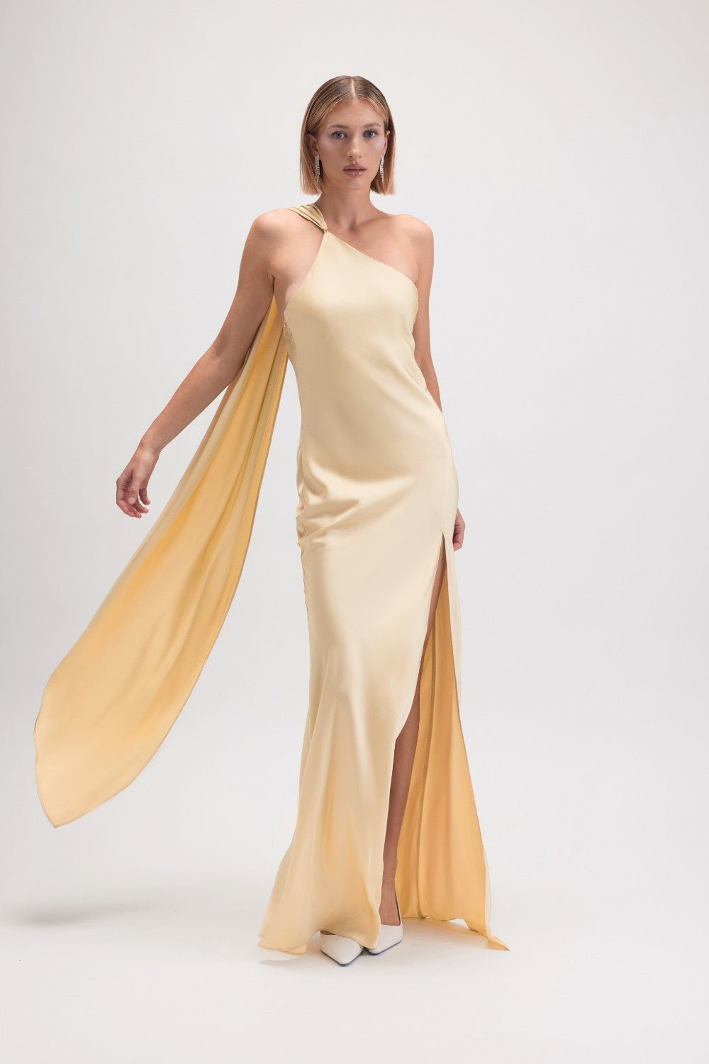 Emiliana - amarillo - Lend the Trend renta de vestidos mexico