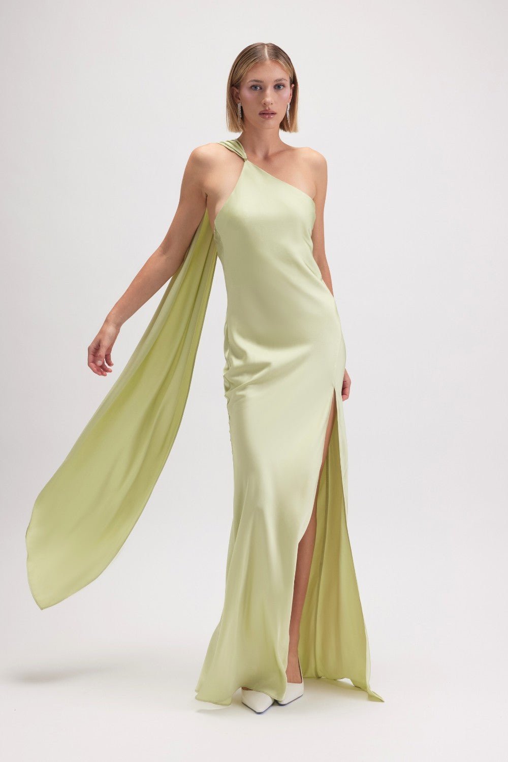 Emiliana - sage - Lend the Trend renta de vestidos mexico