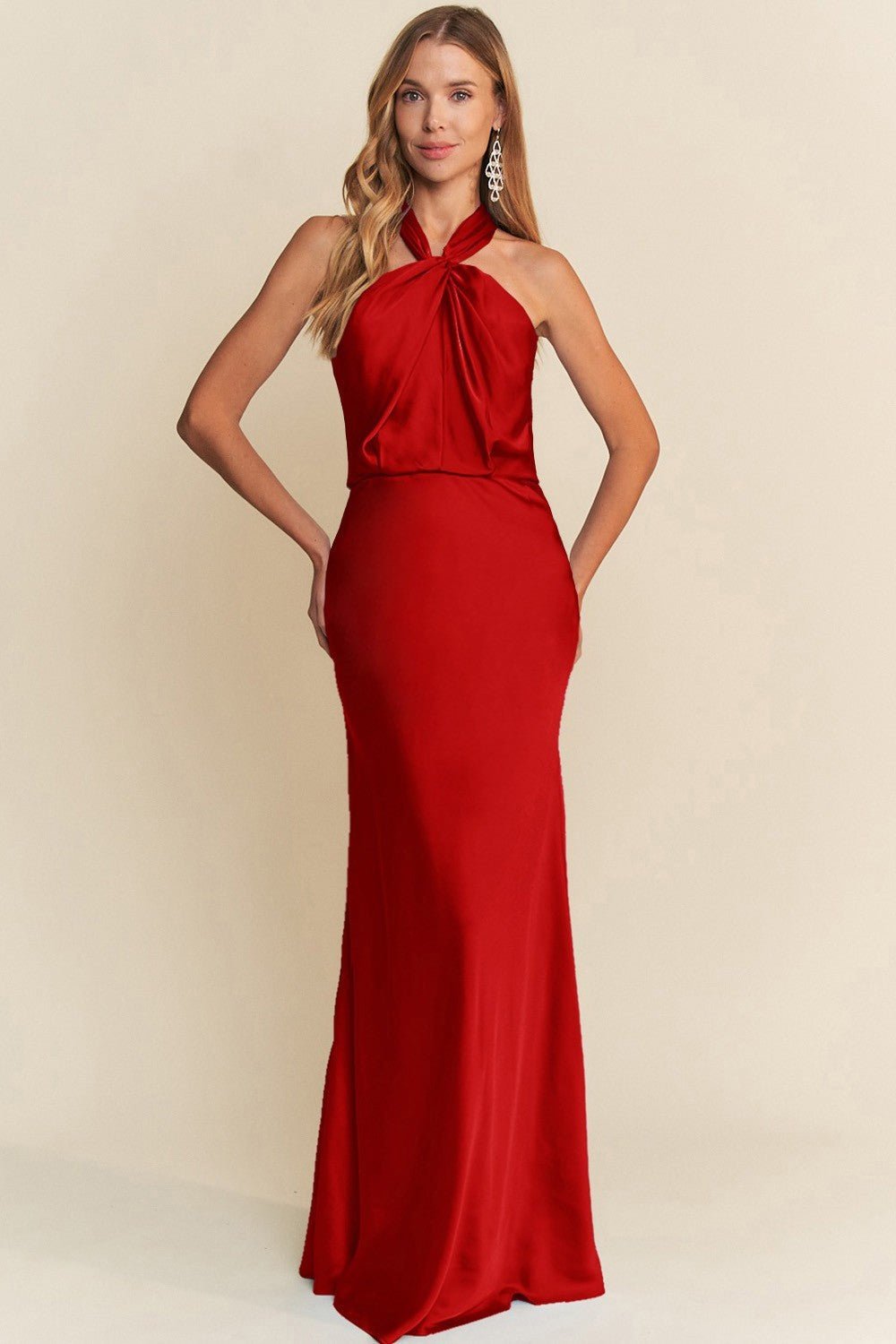 Erin - rojo vivo - Lend the Trend renta de vestidos mexico