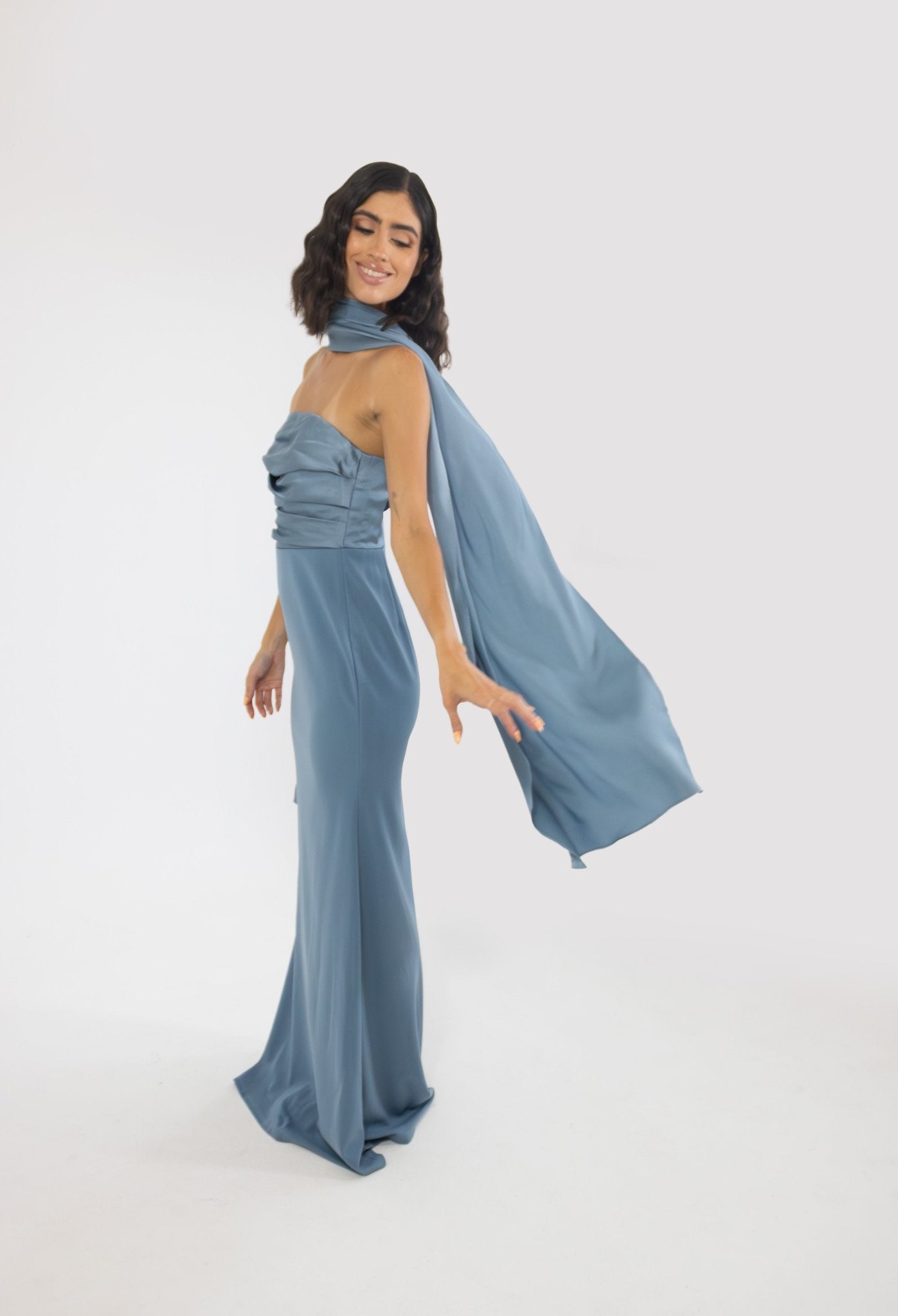 Estela - azul - Lend the Trend renta de vestidos mexico