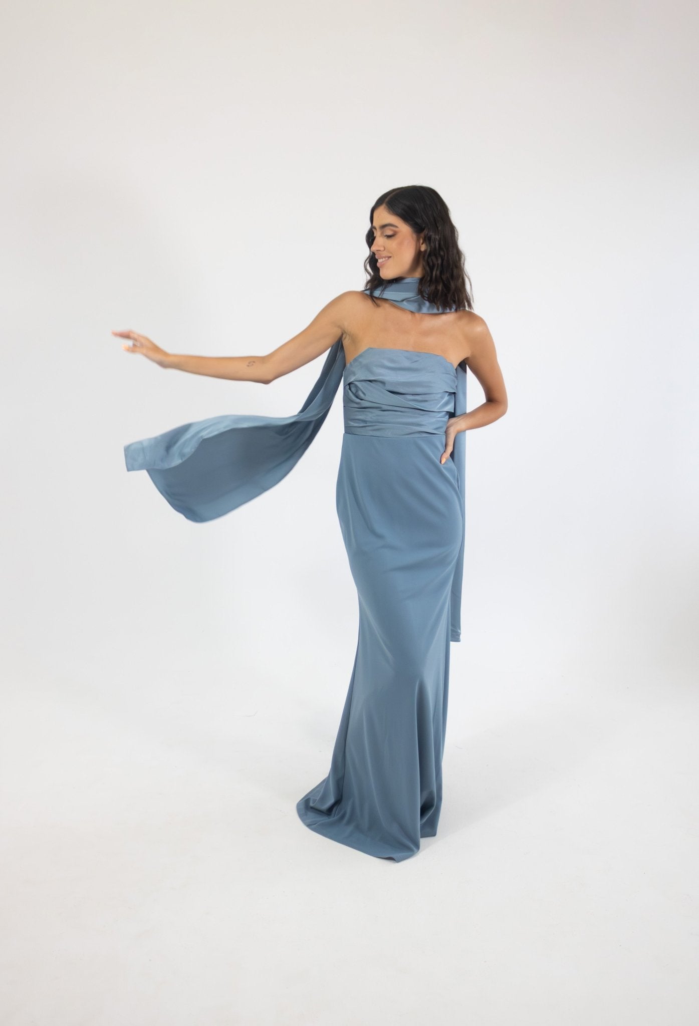 Estela - azul - Lend the Trend renta de vestidos mexico