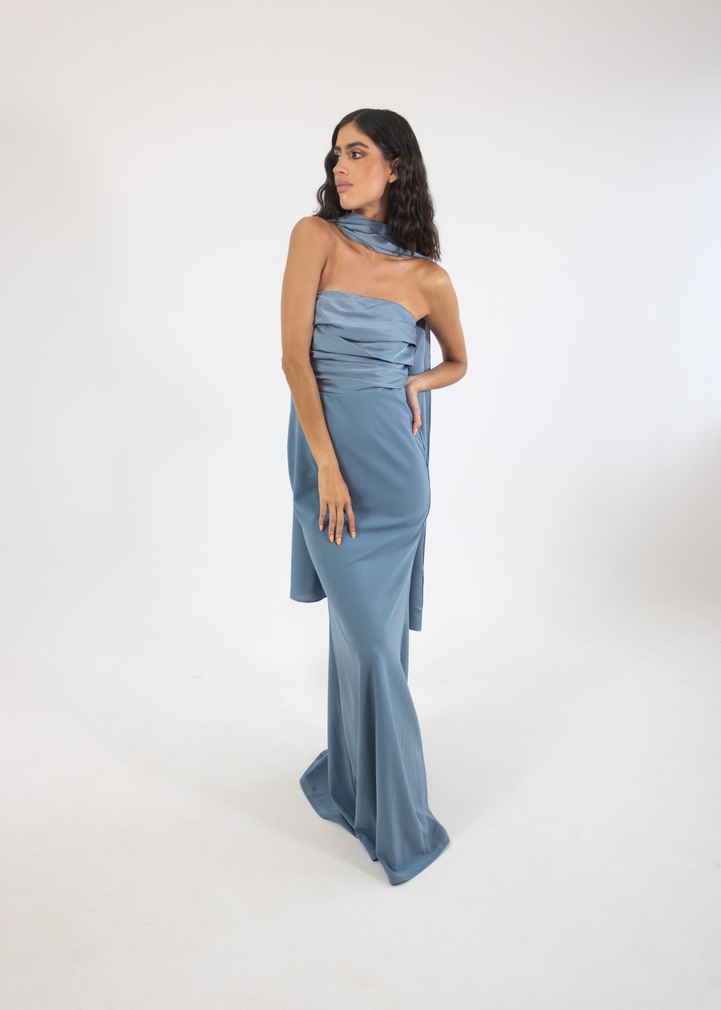 Estela - azul - Lend the Trend renta de vestidos mexico