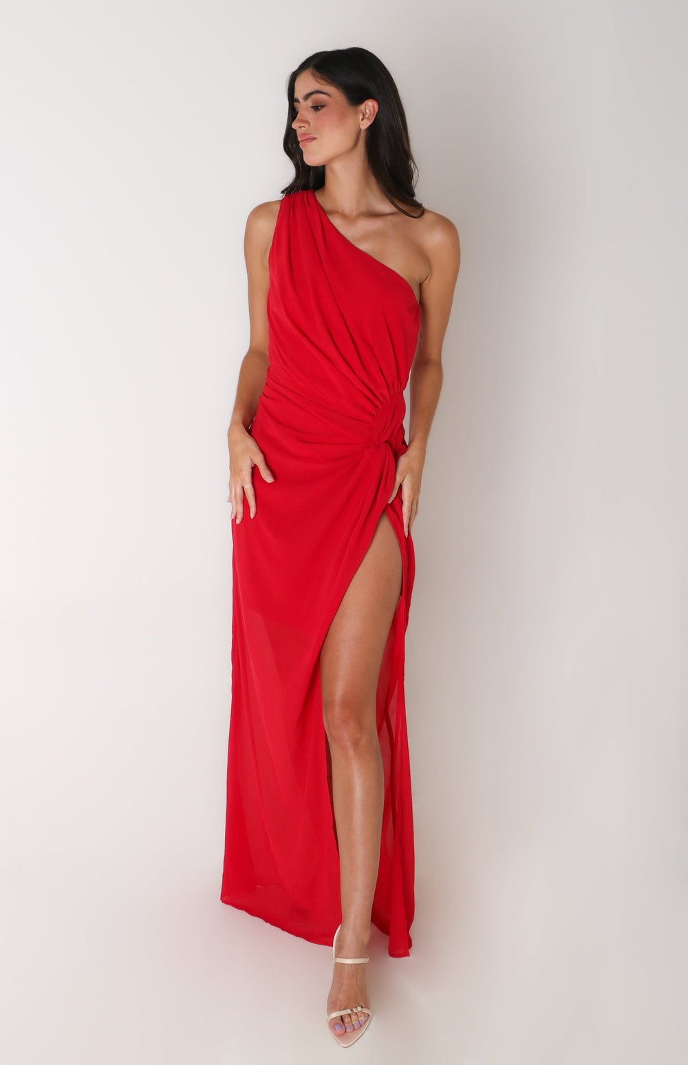 Layla - rojo - Lend the Trend renta de vestidos mexico