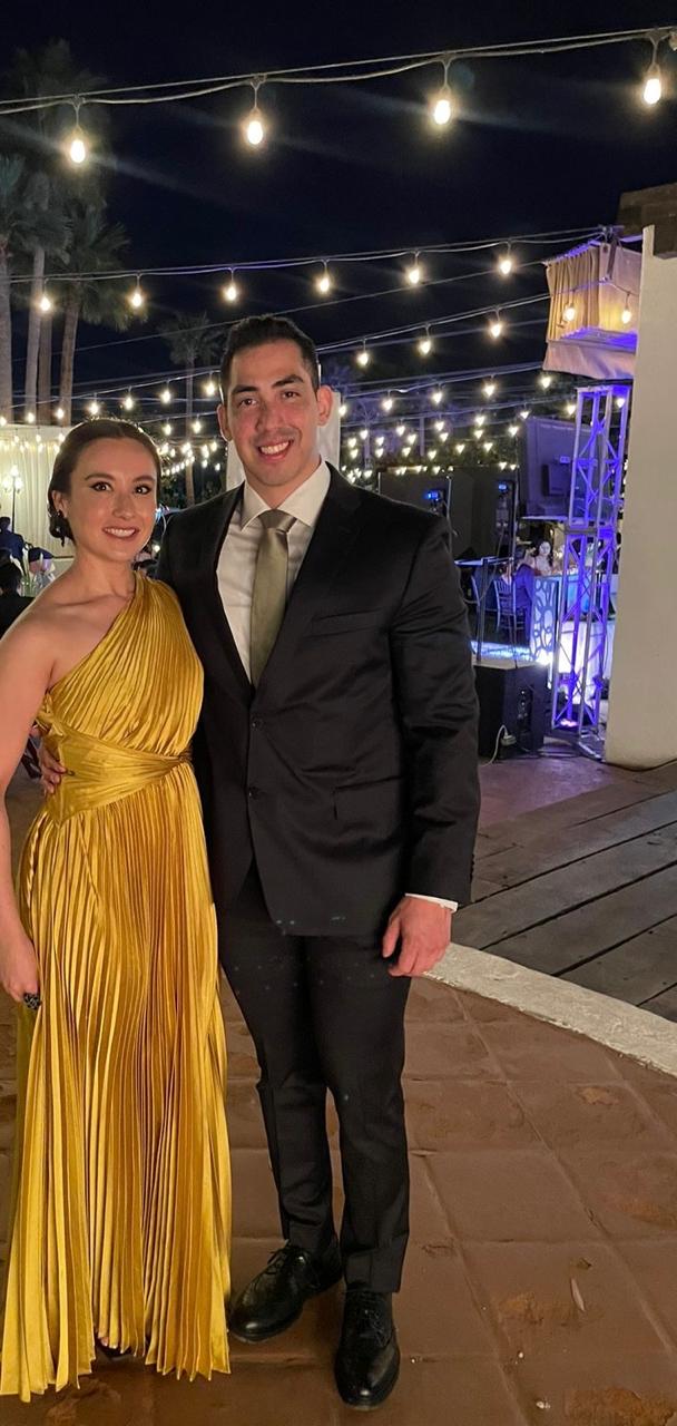 Mabela - amarillo venta - Lend the Trend renta de vestidos mexico