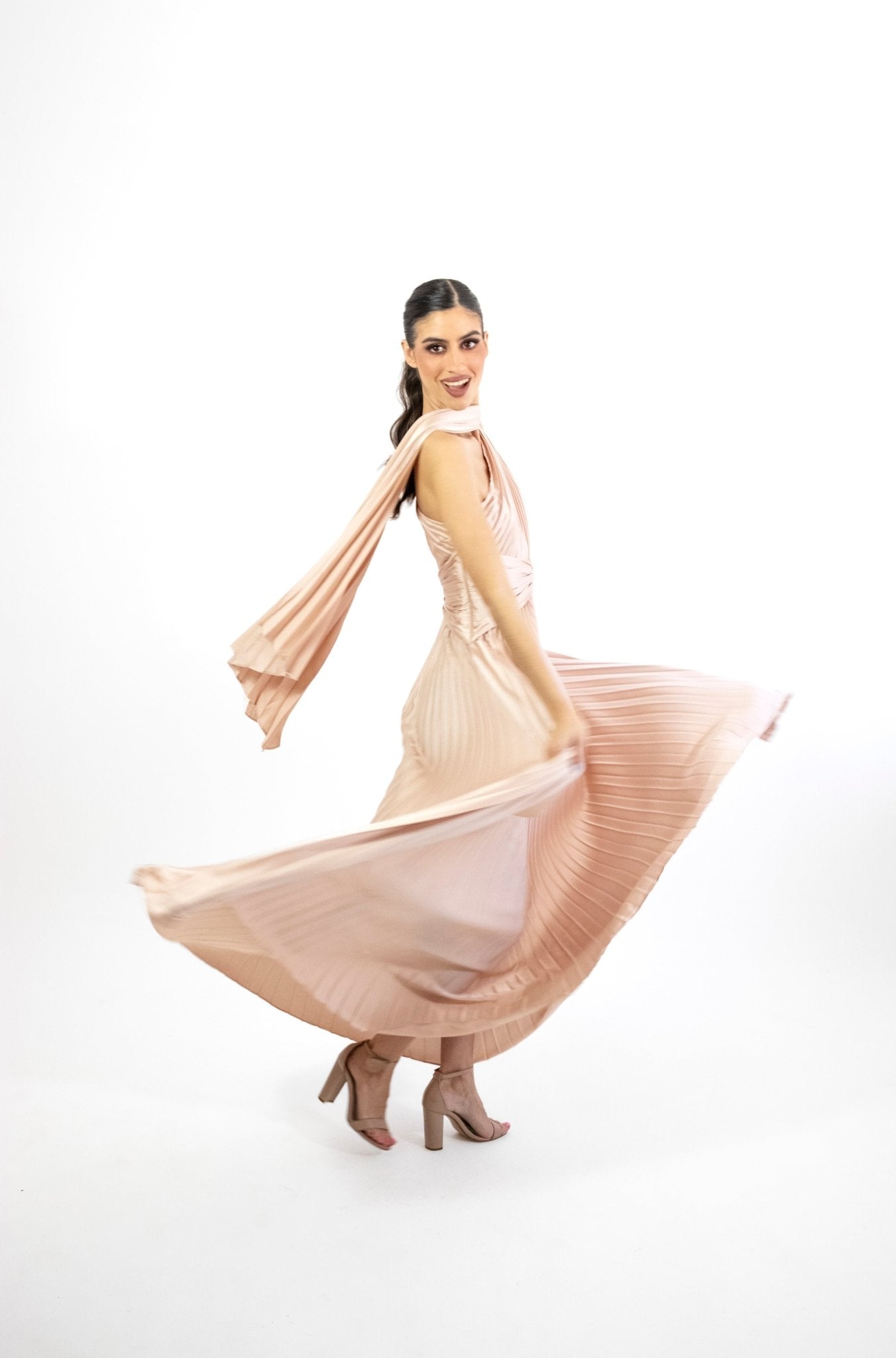 Mabela - nude venta - Lend the Trend renta de vestidos mexico