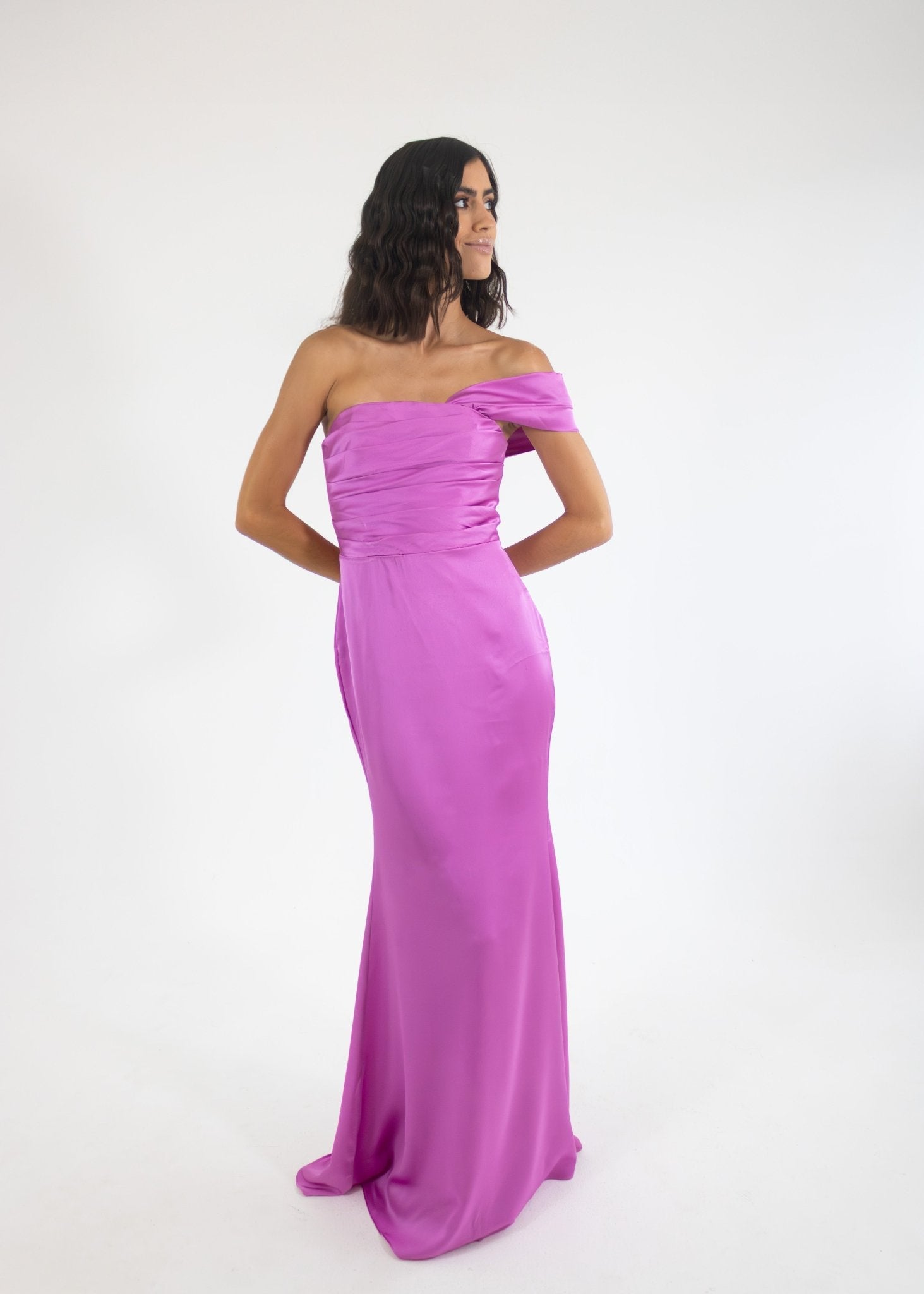 Marialy - rosa - Lend the Trend renta de vestidos mexico