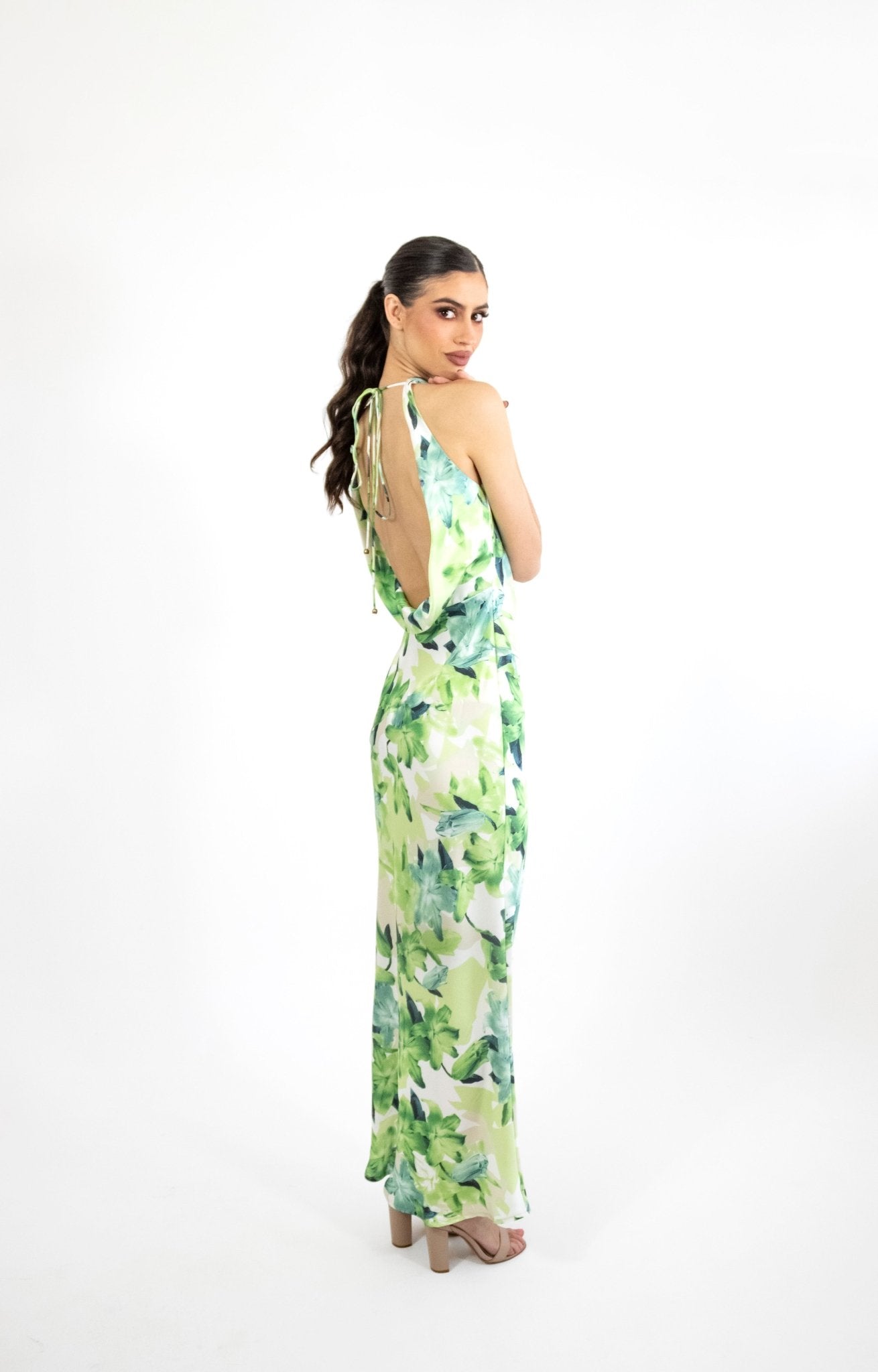 Marisa - estampado - Lend the Trend renta de vestidos mexico