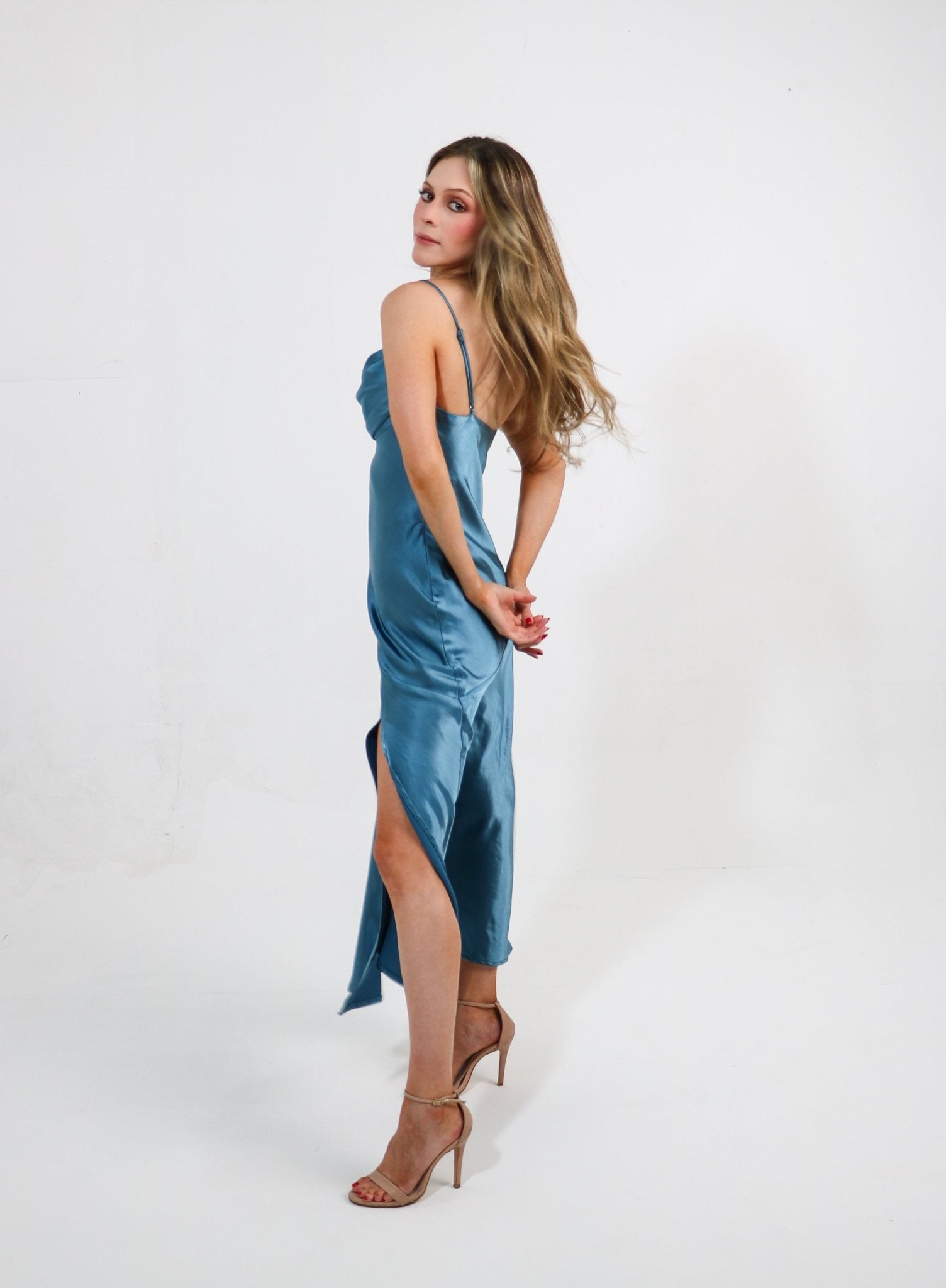 Tabata - azul oscuro - Lend the Trend renta de vestidos mexico