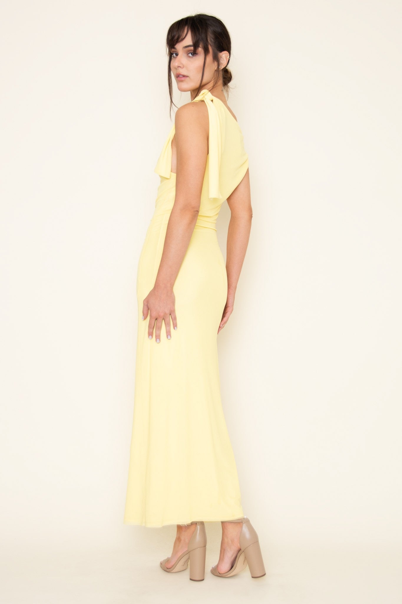 Titi - amarillo - Lend the Trend renta de vestidos mexico