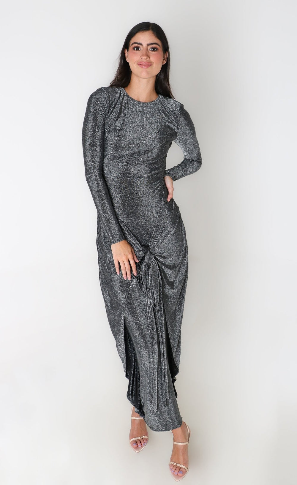 Valeria - gris - Lend the Trend renta de vestidos mexico