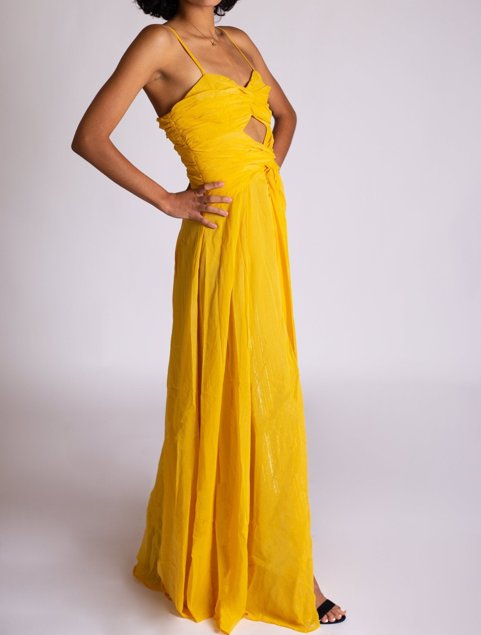 Adonis - venta amarillo - Lend the Trend renta de vestidos mexico