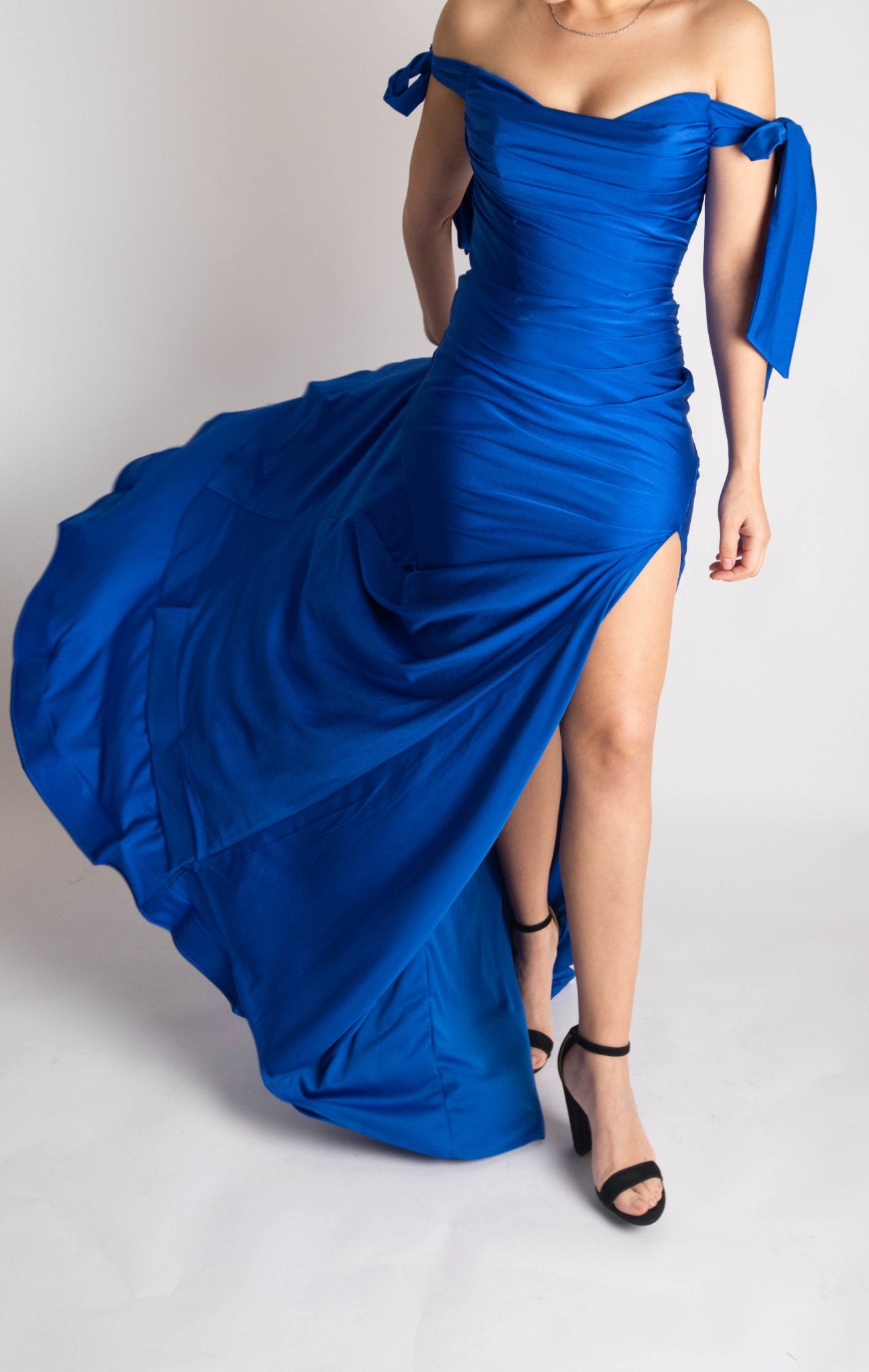 Arita - azul venta - Lend the Trend renta de vestidos mexico