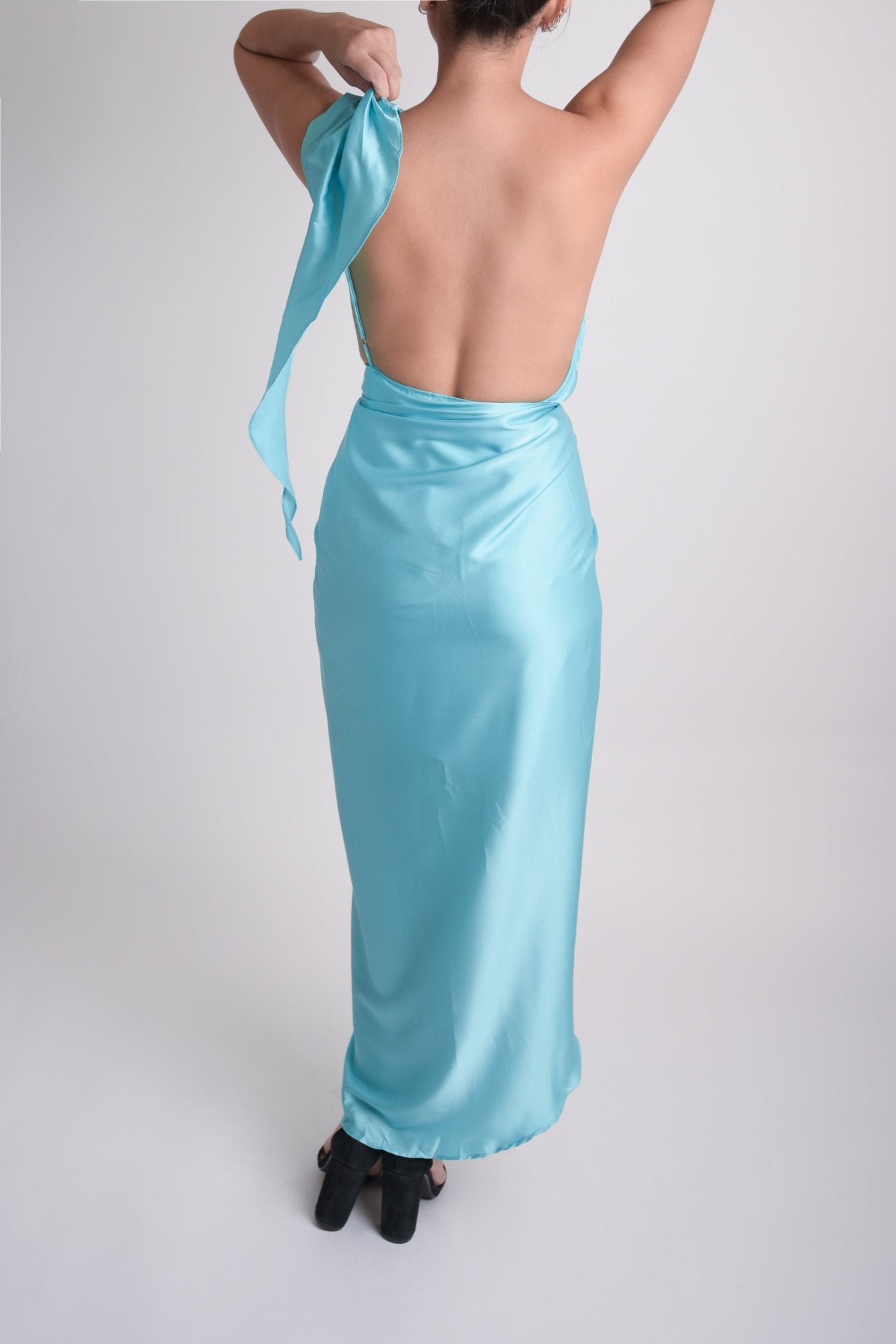 Celine - azul venta - Lend the Trend renta de vestidos mexico