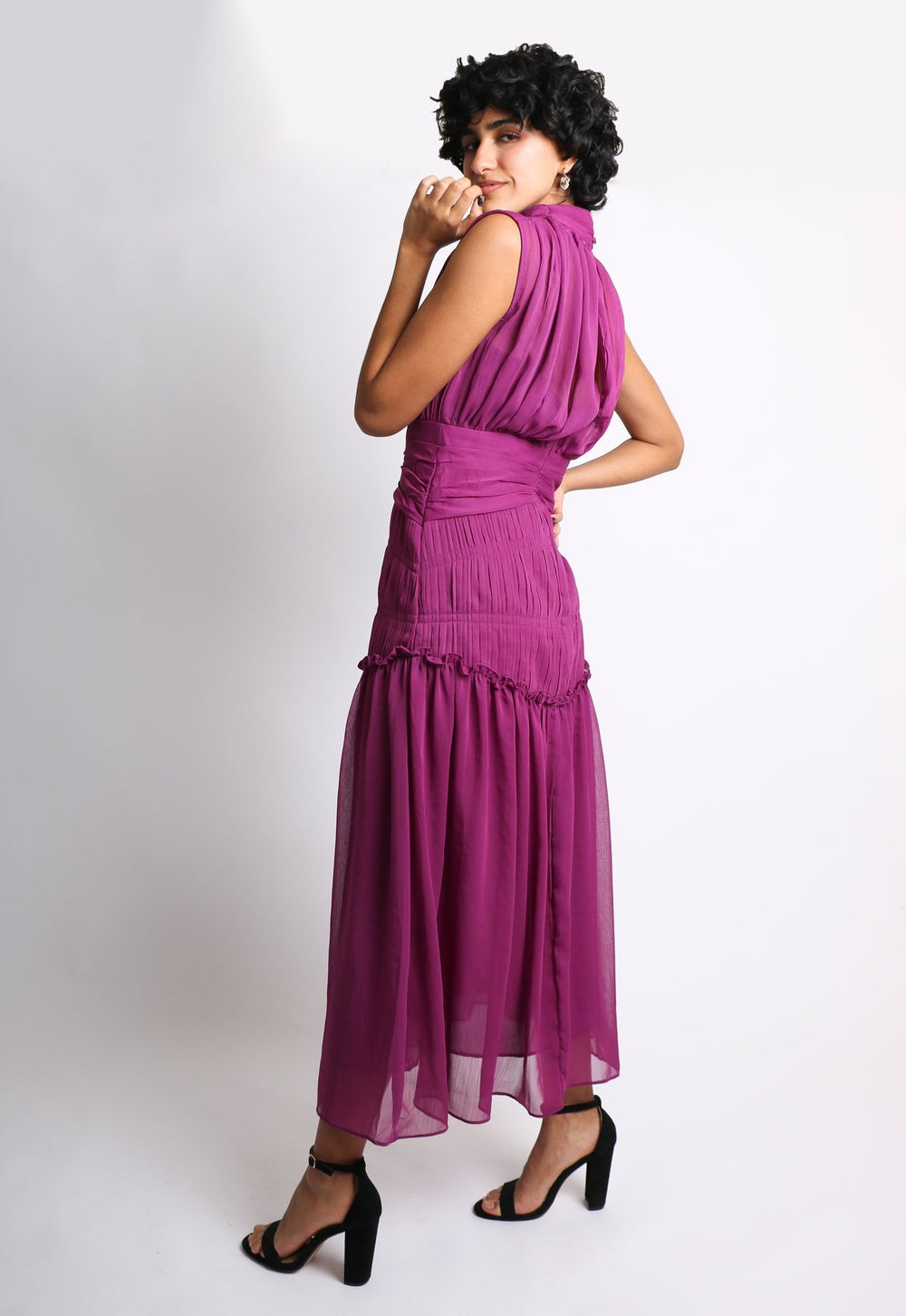 Elvira - morado - Lend the Trend renta de vestidos mexico
