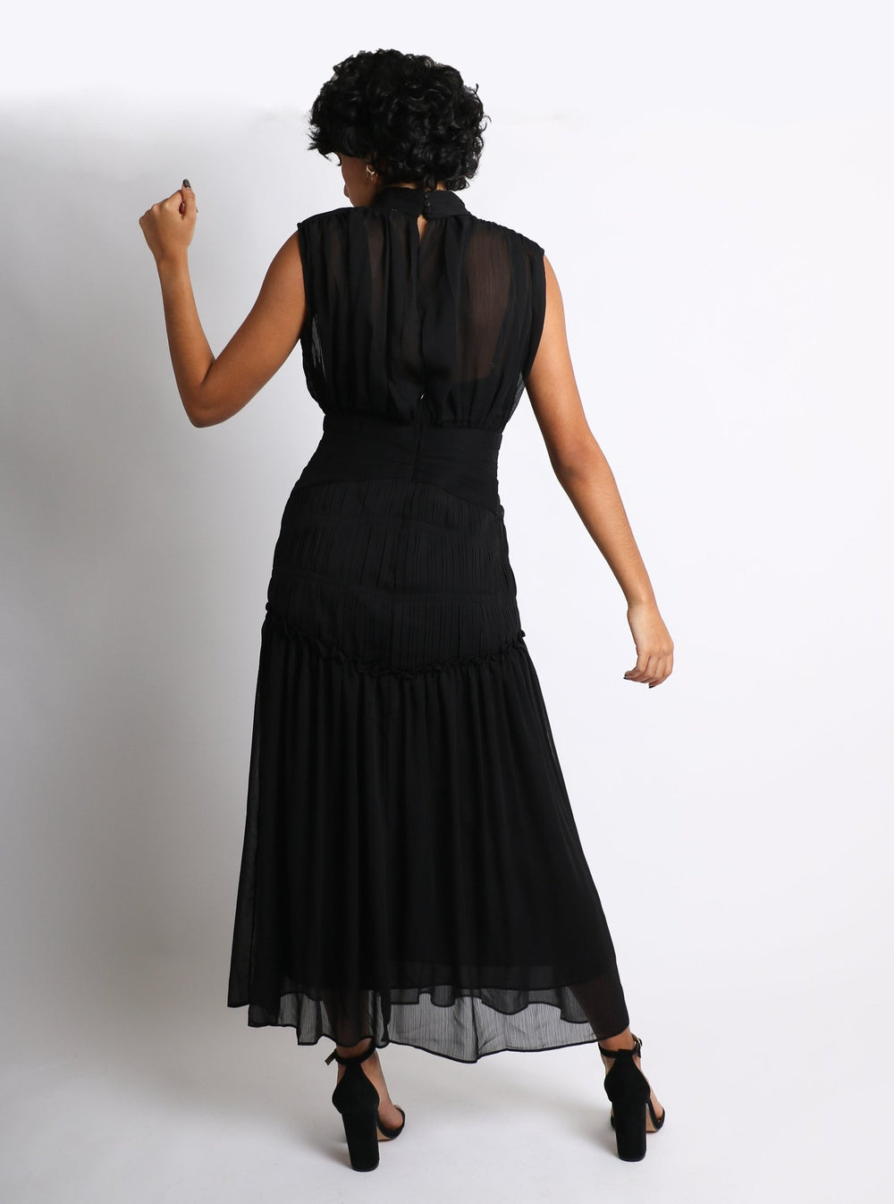 Elvira - negro - Lend the Trend renta de vestidos mexico