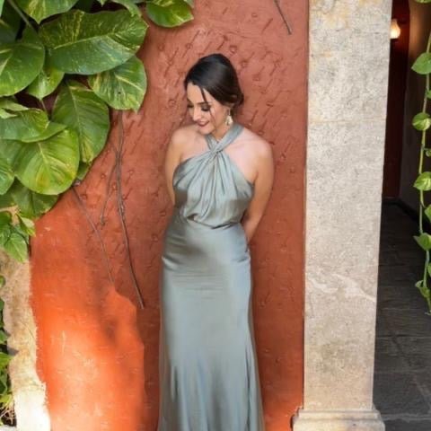 Erin - verde claro - Lend the Trend renta de vestidos mexico