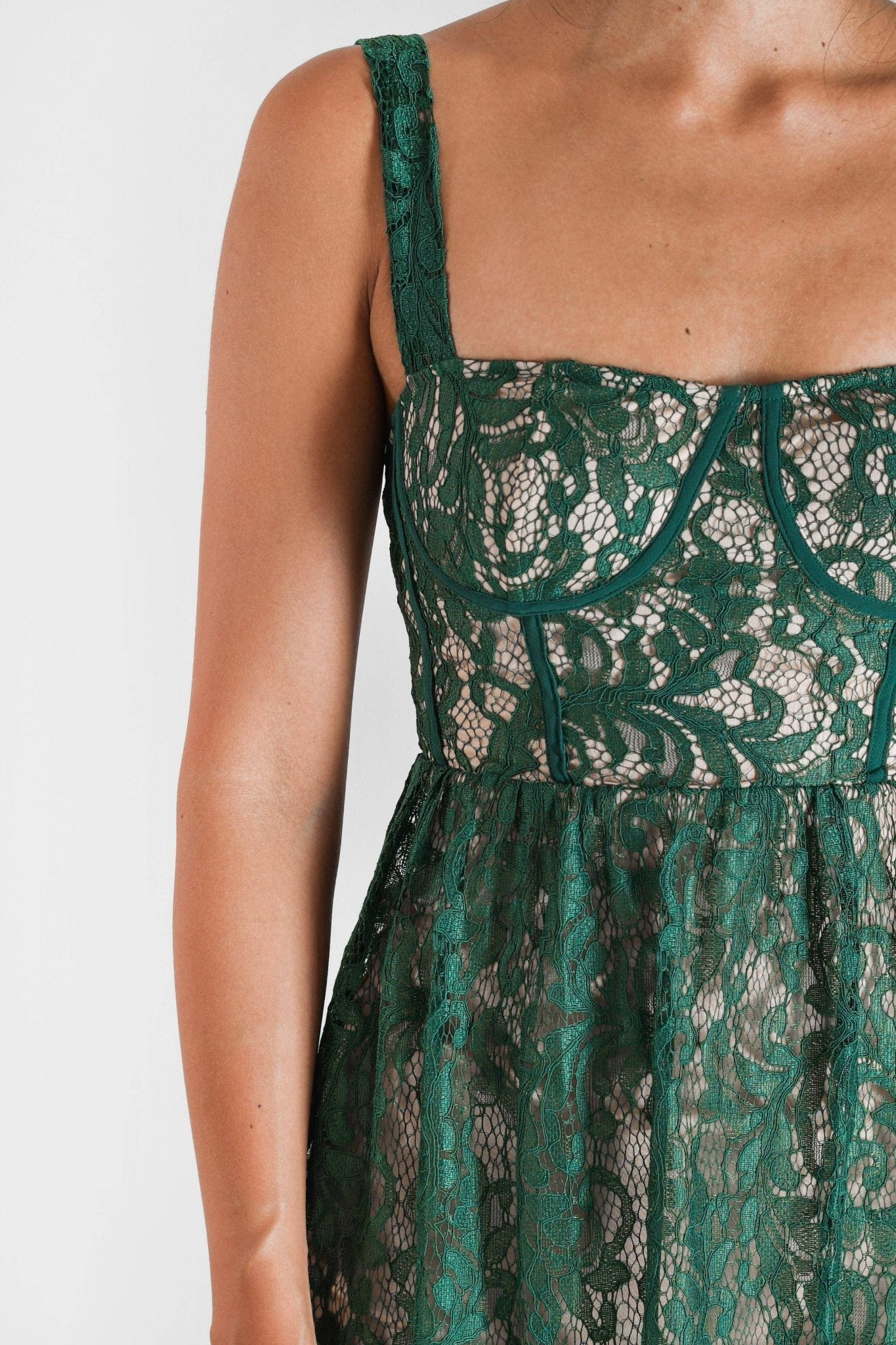 Fabiana - vestido de encaje verde venta - Lend the Trend renta de vestidos mexico