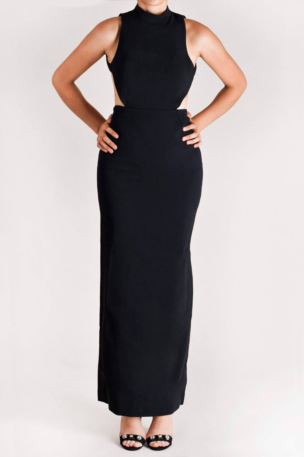 Lia - vestido largo negro - Lend the Trend renta de vestidos mexico