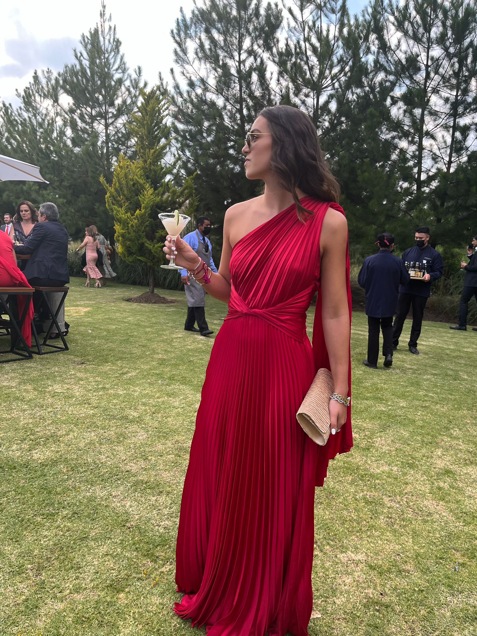 Mabela - rojo venta - Lend the Trend renta de vestidos mexico