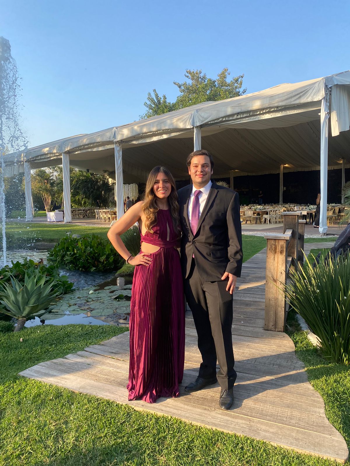 Milla - morado venta - Lend the Trend renta de vestidos mexico