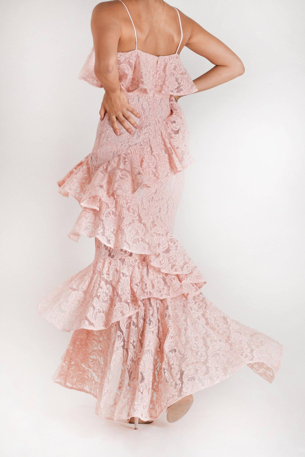 Perla - vestido rosa encaje - Lend the Trend renta de vestidos mexico