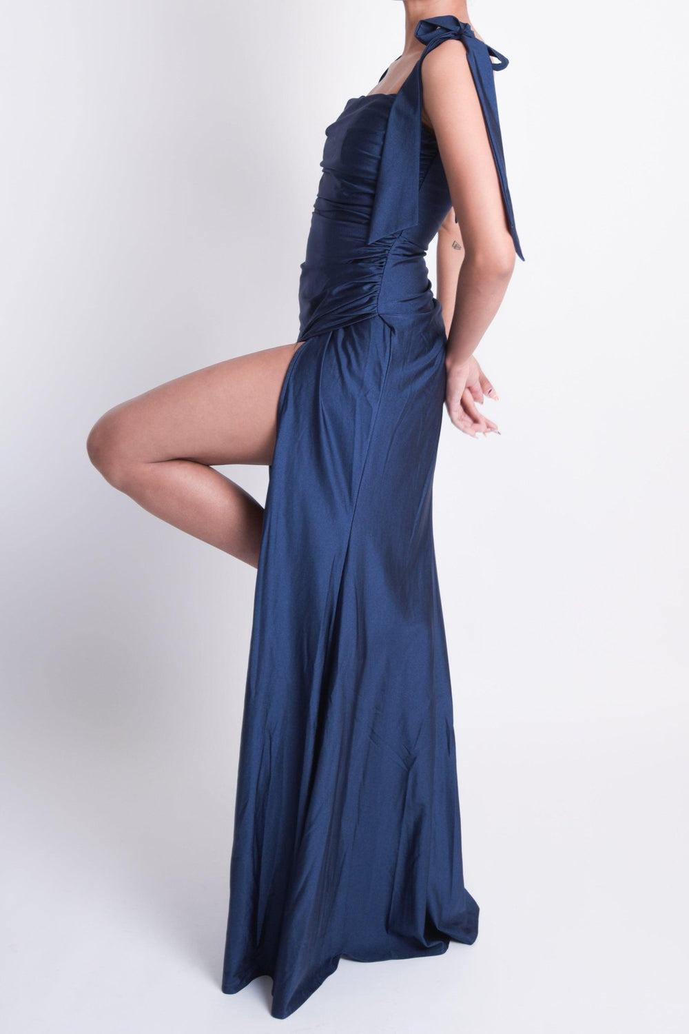 Roberta - azul - Lend the Trend renta de vestidos mexico