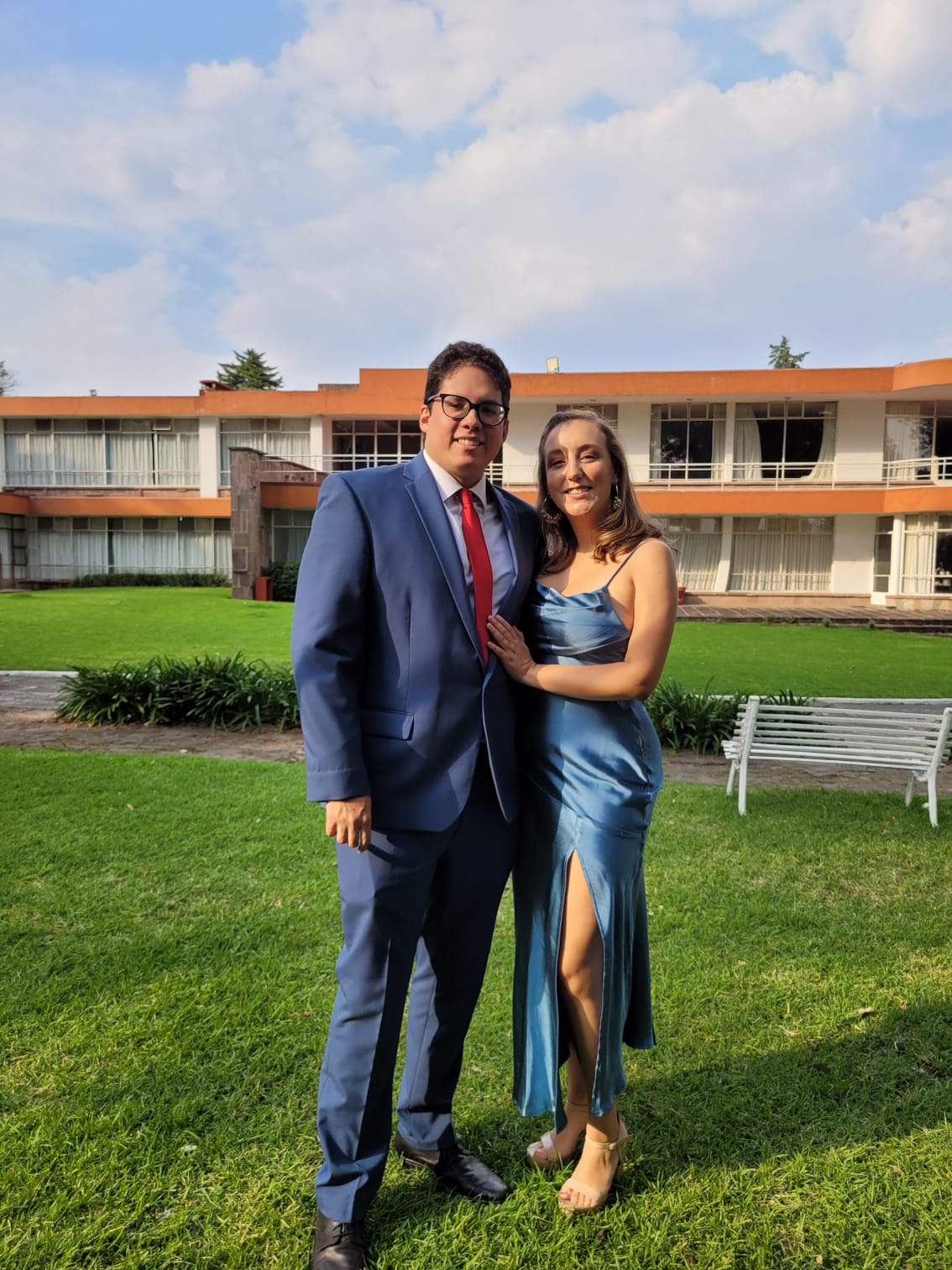 Tabata - azul oscuro - Lend the Trend renta de vestidos mexico