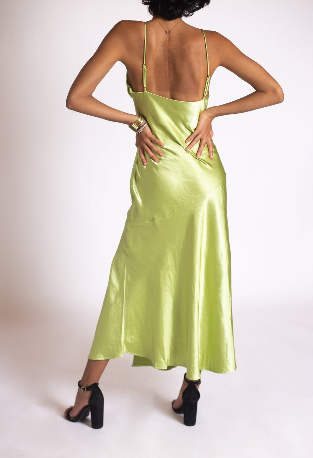 Tabata - verde lima - Lend the Trend renta de vestidos mexico